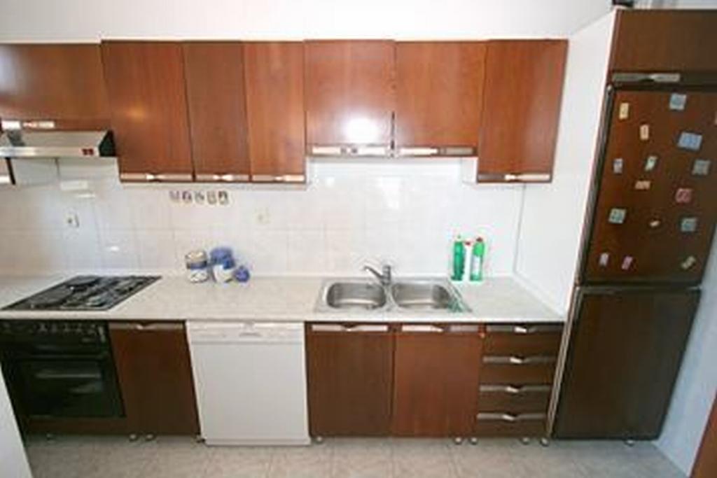 Apartments Toni Two Igrane Kültér fotó