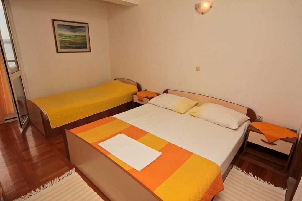 Apartments Toni Two Igrane Kültér fotó