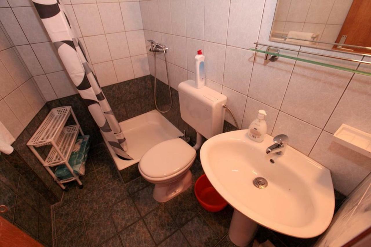 Apartments Toni Two Igrane Kültér fotó